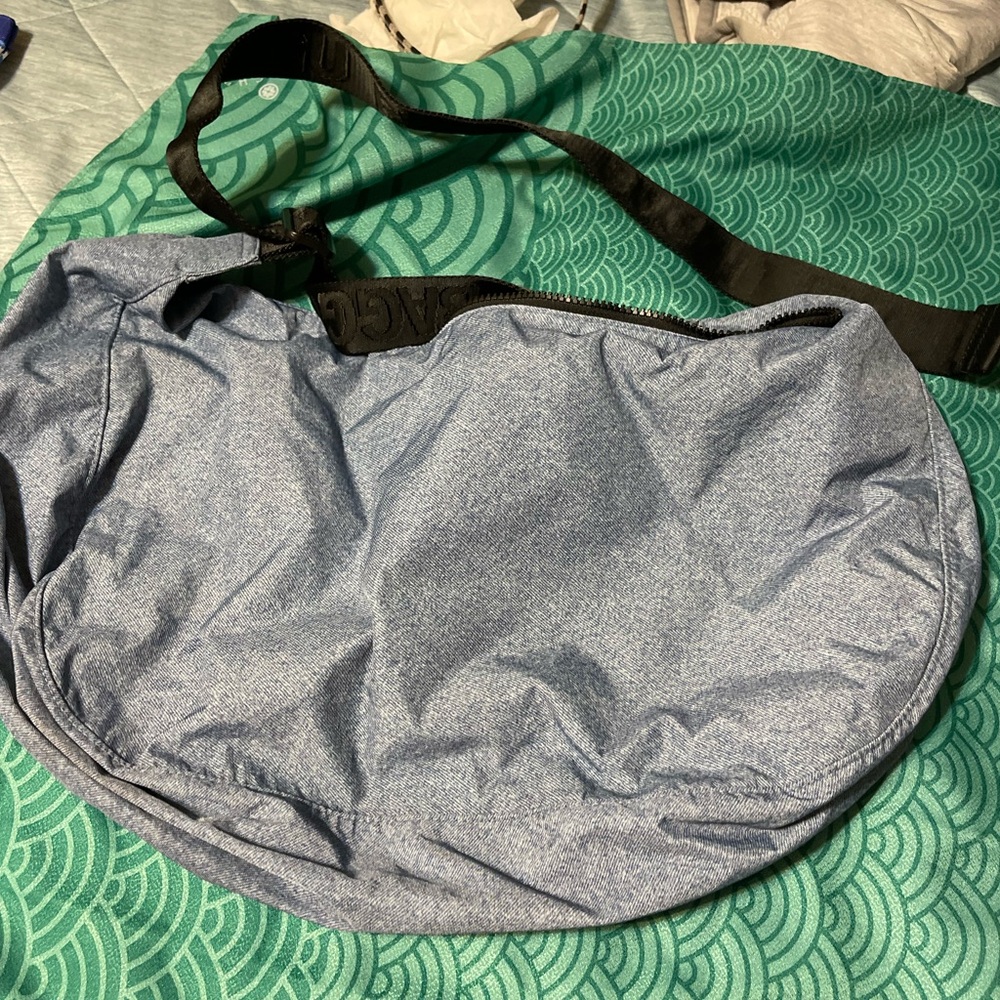 NWT Baggu Large Crescent Bag - Digital Denim